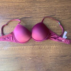 BNWT Victoria’s Secret pink bra push up 34D